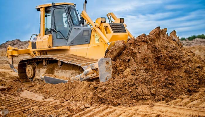 Servicio de excavación y movimiento de tierras con equipo moderno, Maquinpe Group
